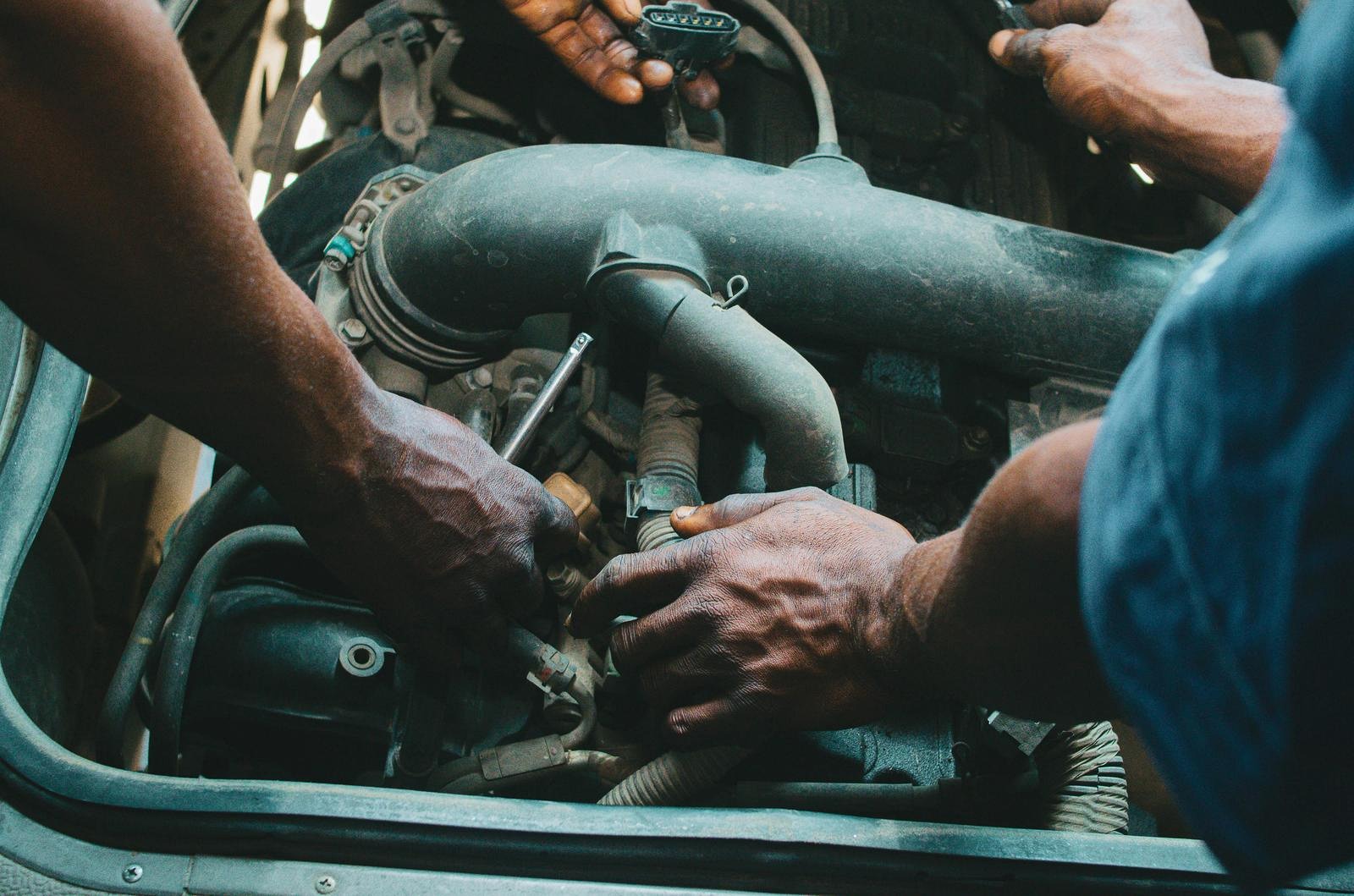 Hands on engine